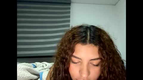 Snapshot of hollykoff chatting on January 2025 07:11:02 AM space online show from January 2025 07:11:02 AM