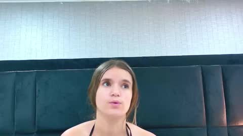 Holly online show from March 2026 08:37:02 PM