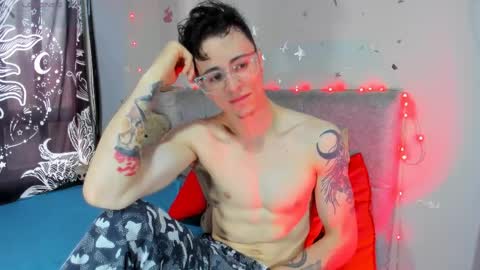 Hades and Persefone online show from March 2026 09:05:01 PM