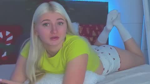 HollyTaillor online show from December 2025 06:41:02 AM