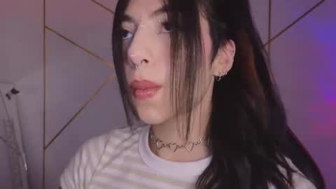 holly online show from October 2025 03:08:01 PM