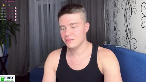 holy_eggs_00 online show from November 2025 05:56:01 PM