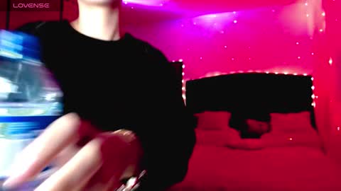 Juli online show from December 2025 03:01:01 AM