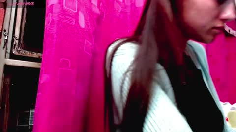 Juli online show from January 2026 11:53:01 PM