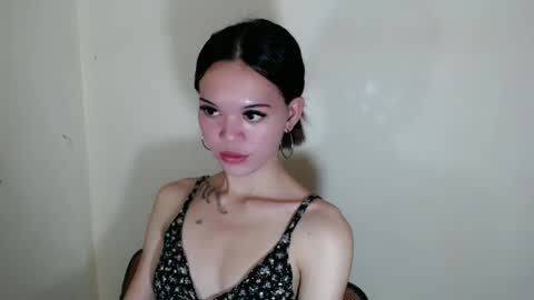 Snapshot of holy_maxine chatting on November 2025 11:45:01 AM holy_maxine online show from November 2025 11:45:01 AM