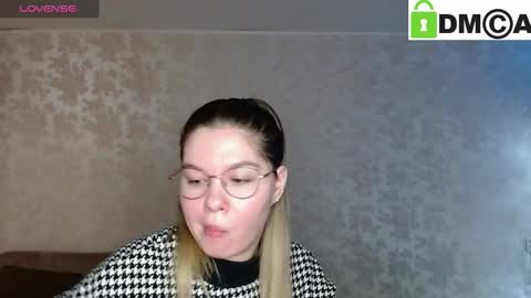 Welcome guys  Pleasure to see you all here  My name is MichaelaTip menu is active Private is open  online show from December 2024 02:58:01 AM