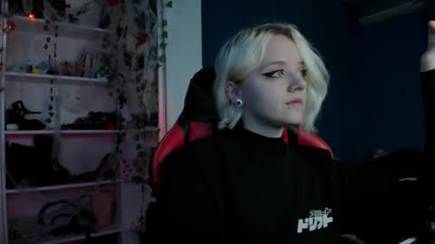 Snapshot of holy_mistresss chatting on October 2025 10:28:02 AM holy_mistresss online show from October 2025 10:28:02 AM