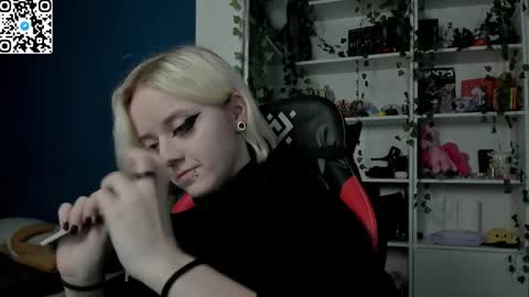 Snapshot of holy_mistresss chatting on December 2025 10:20:02 AM holy_mistresss online show from December 2025 10:20:02 AM