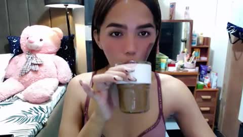 Snapshot of holy_molly1 chatting on November 2025 01:11:01 AM holy_molly1 online show from November 2025 01:11:01 AM