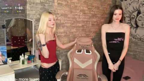 Vio online show from December 2025 02:02:02 PM