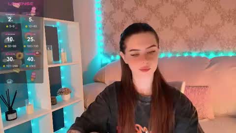 Snapshot of holymiax chatting on June 2026 04:10:02 AM Mia online show from June 2026 04:10:02 AM