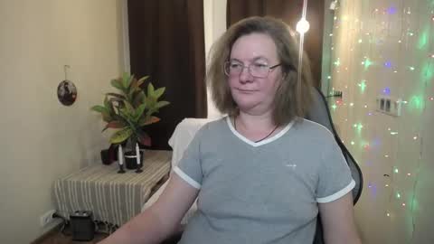 holymilfa online show from January 2025 04:41:01 PM