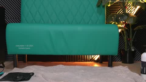 homehornyeva online show from February 2025 10:37:02 AM