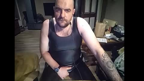 Thomass online show from November 2025 10:10:02 PM