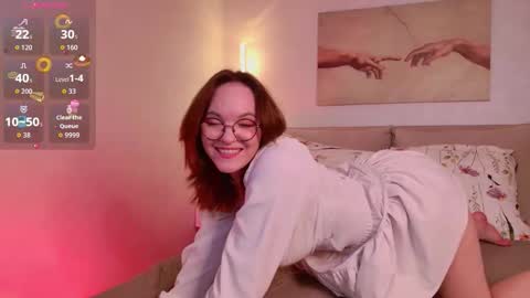 Snapshot of honeeyluv chatting on February 2026 10:19:02 PM Kitty online show from February 2026 10:19:02 PM