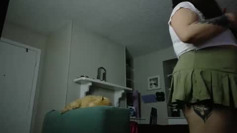 Honey online show from October 2025 03:29:02 AM