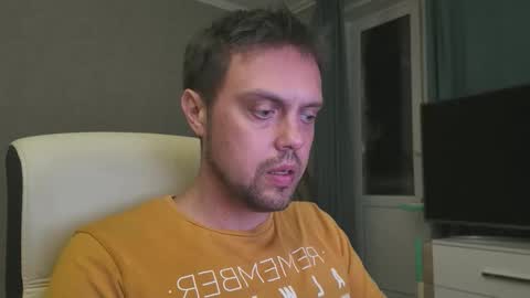 Snapshot of honesttojoy chatting on September 2025 04:54:01 PM Henry online show from September 2025 04:54:01 PM