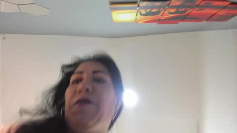 Snapshot of honey__hott chatting on October 2025 07:43:01 PM Honey online show from October 2025 07:43:01 PM