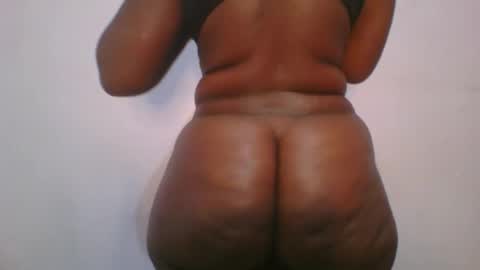 honey_beb online show from October 2025 05:49:02 AM