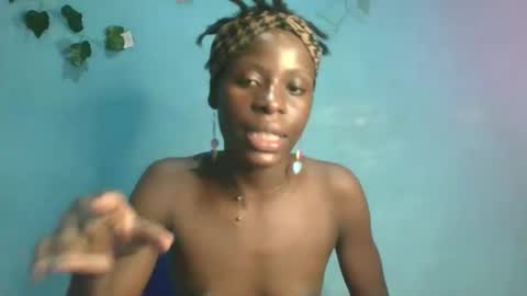 Queen online show from April 2026 10:24:02 PM