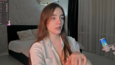 Chantal online show from September 2025 05:13:01 PM