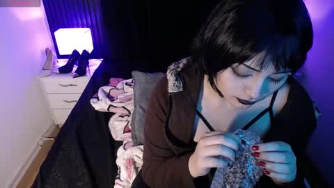 Snapshot of honey_dark chatting on January 2025 06:03:01 AM Honney online show from January 2025 06:03:01 AM