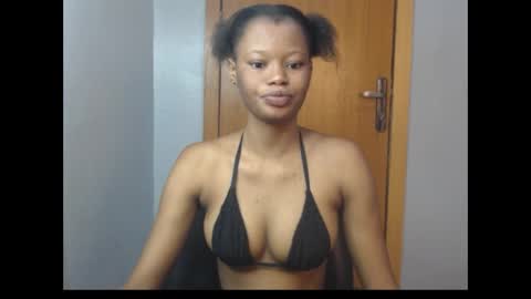 Sonia online show from October 2025 07:42:01 AM
