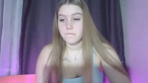 honey_lolaaa online show from November 2025 02:39:02 PM