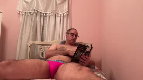 honey_man14 online show from November 2025 06:31:02 PM