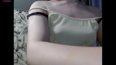 Lina online show from December 2024 03:42:02 PM