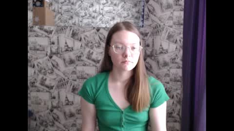 Lina online show from February 2025 10:10:02 AM