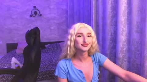 Snapshot of honey_sunset chatting on September 2025 04:40:01 PM honey_sunset online show from September 2025 04:40:01 PM