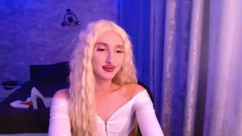 Snapshot of honey_sunset chatting on October 2025 05:55:02 PM honey_sunset online show from October 2025 05:55:02 PM