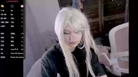 Honey Apple Alaska online show from October 2025 10:32:01 PM