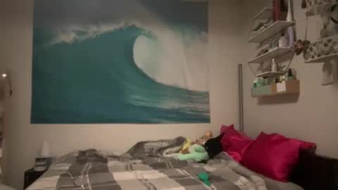 Snapshot of honeybun_z chatting on December 2025 06:27:02 PM honeybun_z online show from December 2025 06:27:02 PM