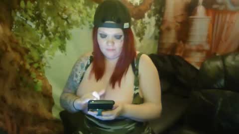 honeychambers online show from October 2025 10:54:02 PM