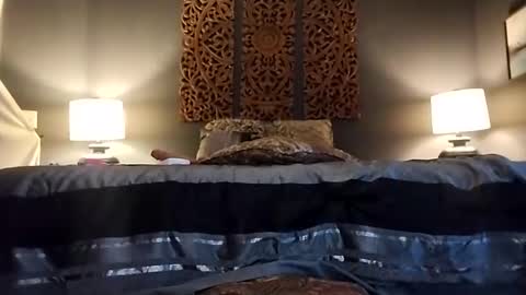 Honey online show from December 2024 03:17:01 PM