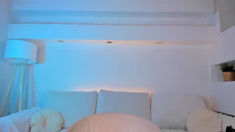 Snapshot of honeymoann chatting on June 2026 05:51:02 AM Alexia online show from June 2026 05:51:02 AM