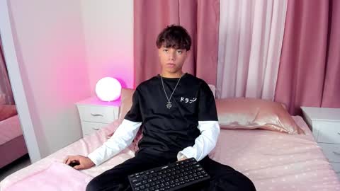 honeymoon_sariel online show from November 2025 08:40:02 PM