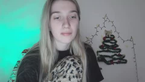 honeyveil online show from February 2026 01:17:01 PM