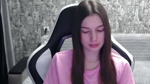 Nancy online show from January 2025 12:22:02 PM