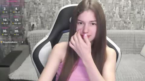 Nancy online show from September 2025 09:22:02 AM