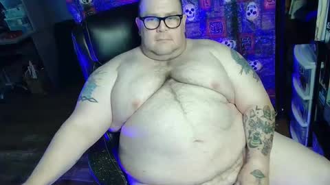 Snapshot of hoosierdaddyxl chatting on October 2025 05:55:02 PM Sir online show from October 2025 05:55:02 PM