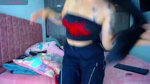 Snapshot of hoot_alicee chatting on January 2025 11:15:01 PM ONLYFANS online show from January 2025 11:15:01 PM