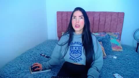 Snapshot of hoot_alicee chatting on October 2025 10:00:02 PM ONLYFANS online show from October 2025 10:00:02 PM