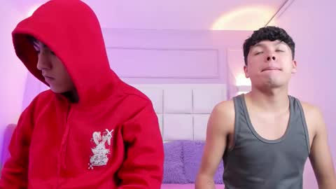 hoot_booys_ online show from March 2026 07:50:01 PM