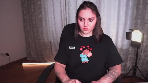 Karina online show from April 2026 04:11:01 AM