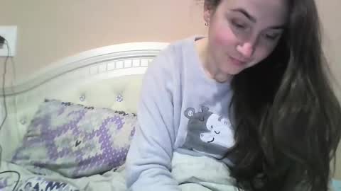 Snapshot of hootloove69 chatting on January 2025 08:30:01 PM hootloove69 online show from January 2025 08:30:01 PM