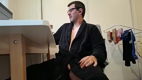 hopefulguy86 online show from May 2026 10:47:02 PM