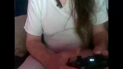 hopps28 online show from December 2024 01:37:02 AM